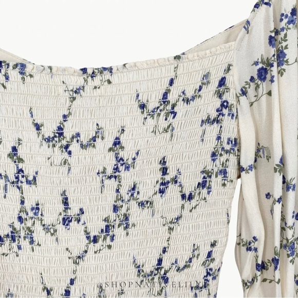 NWT Reformation Women's Lua Puff Sleeve Floral Smocked Top Sz 8, Ivory & Blue - Picture 9 of 16